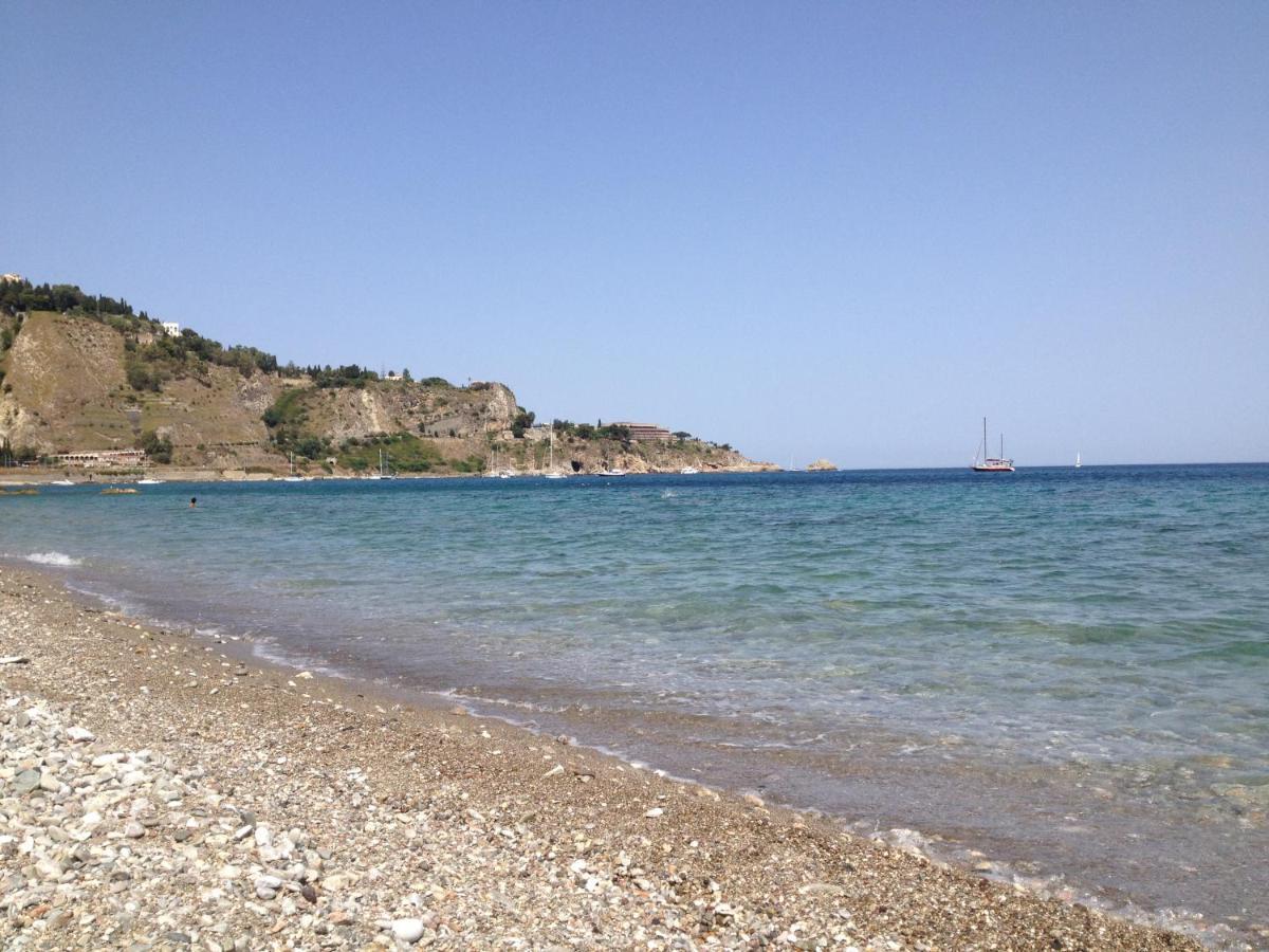 Residence La Fenice Ff Giardini Naxos Bagian luar foto