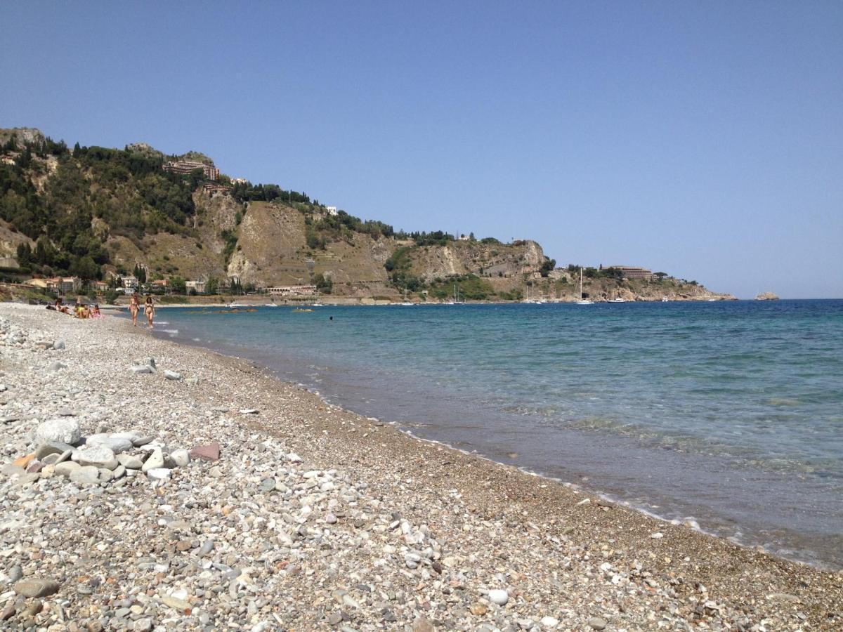 Residence La Fenice Ff Giardini Naxos Bagian luar foto